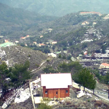 בקתה Timber Log House *
