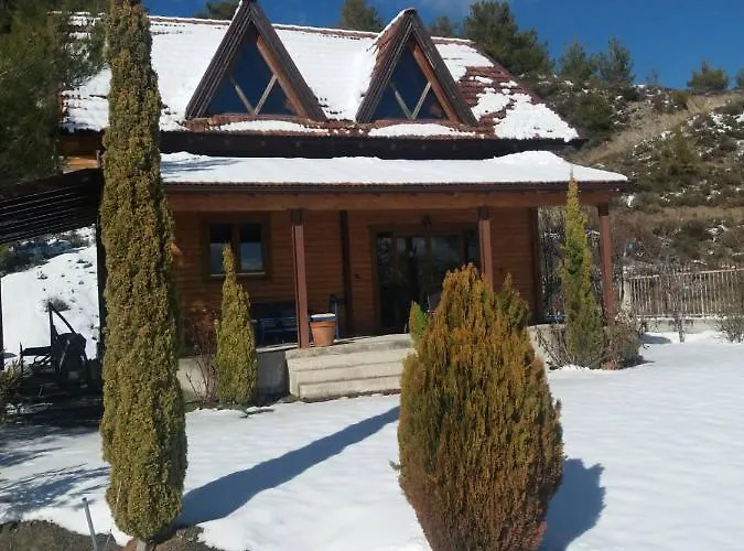 Timber Log House * Agros