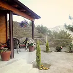 Timber Log House Chalet *