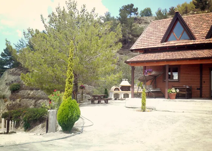 Timber Log House * Agros